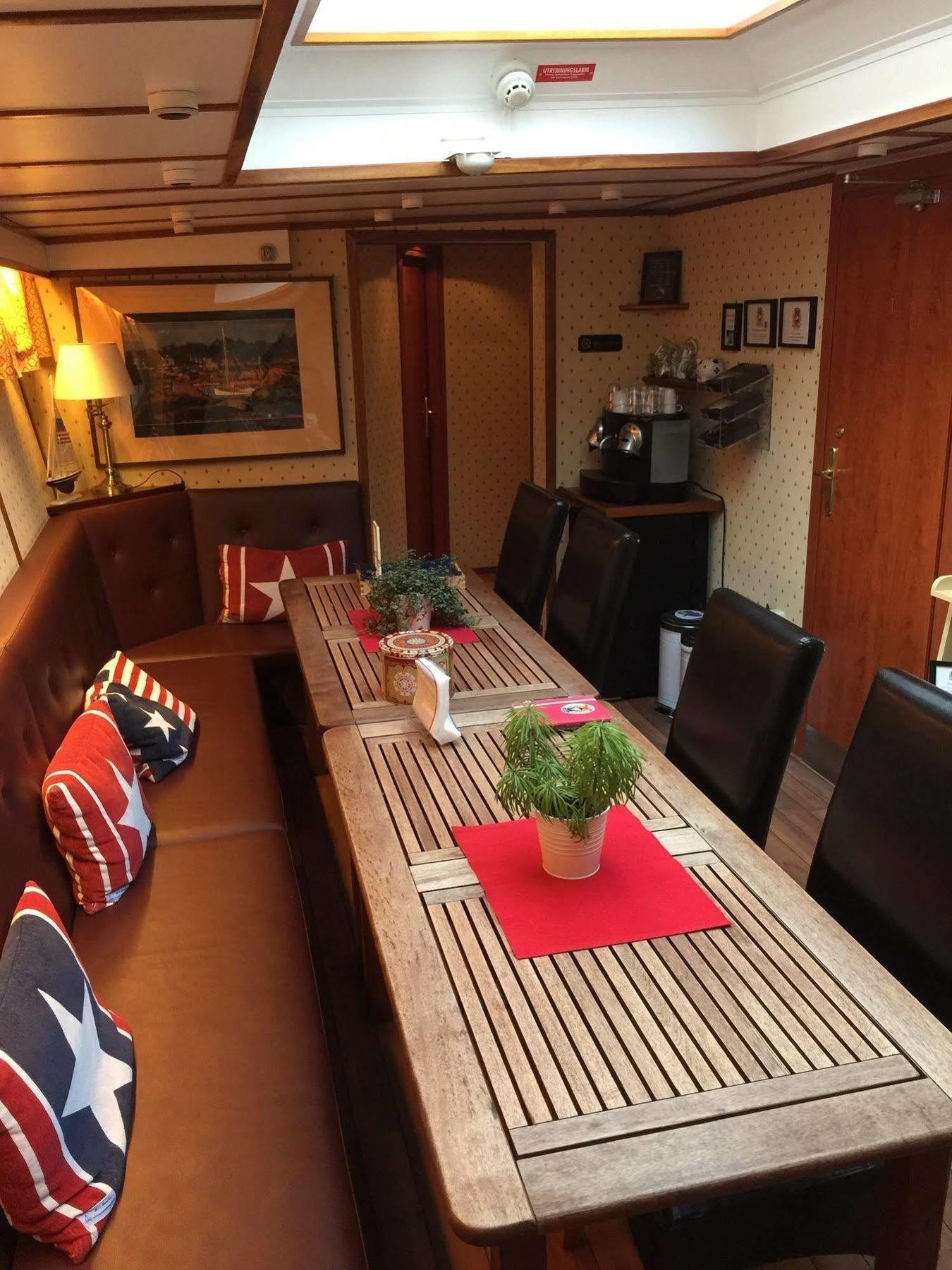 Hotell M/S Monika Στοκχόλμη Εξωτερικό φωτογραφία